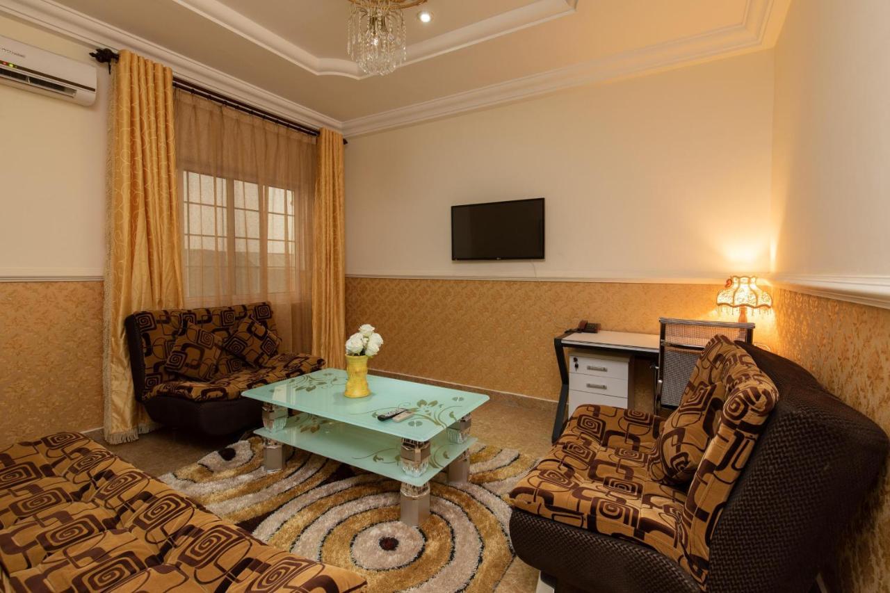 أكرا Ag Hotel And Suites المظهر الخارجي الصورة